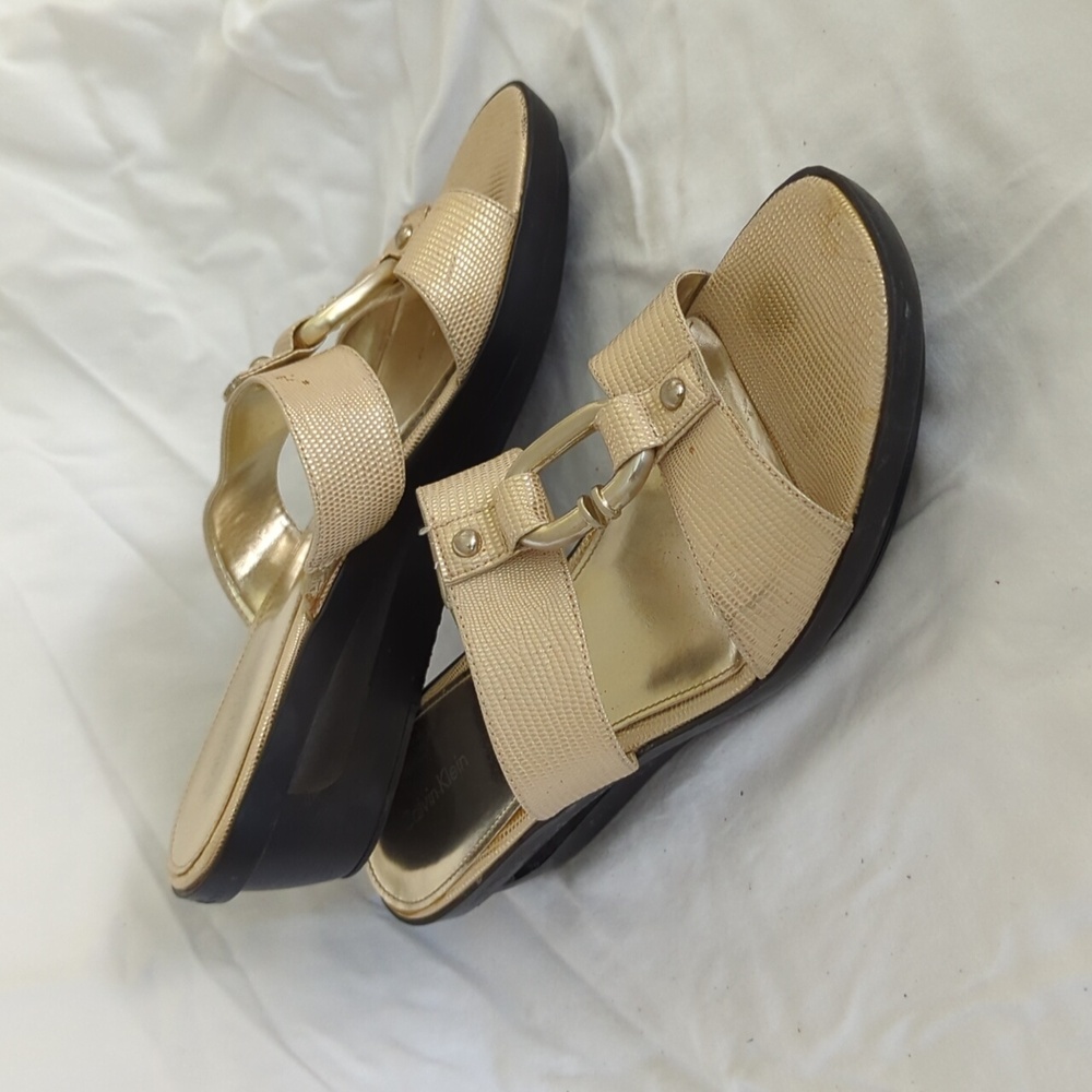 Calvin Klein gets artistic with these